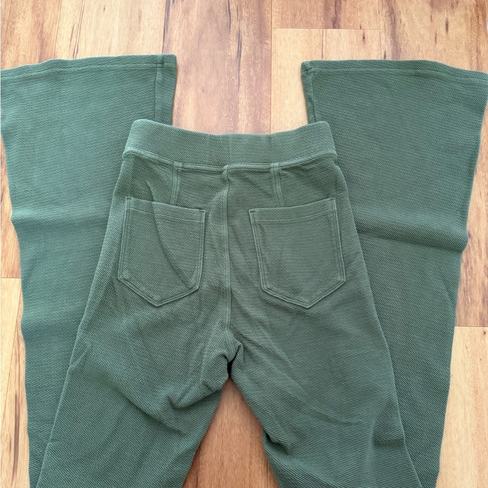 Dark green textured rib flare pants aerie